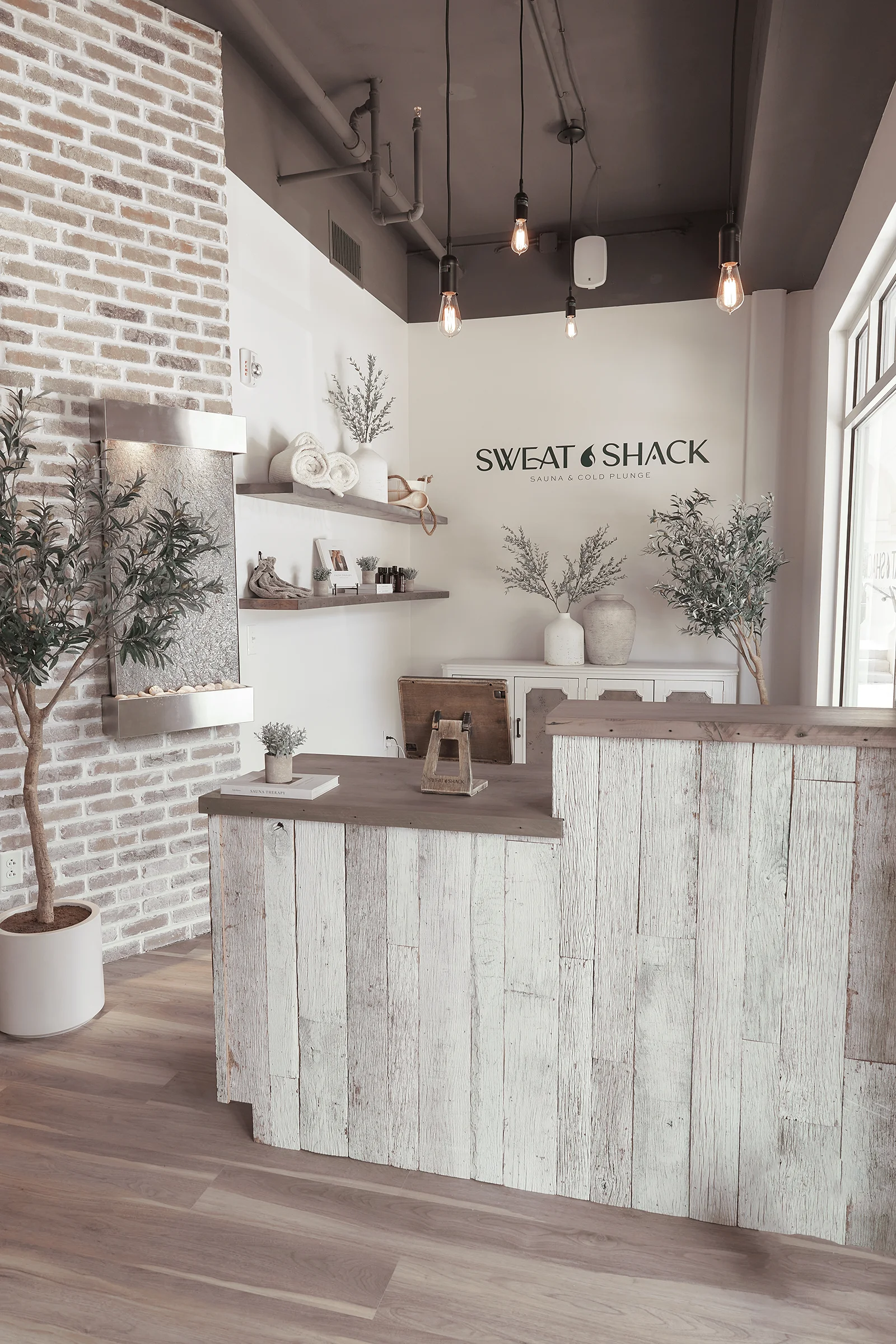 Sweat_Shack_sauna_and_cold_plunge_franchise_location_see_our_beautiful_facility